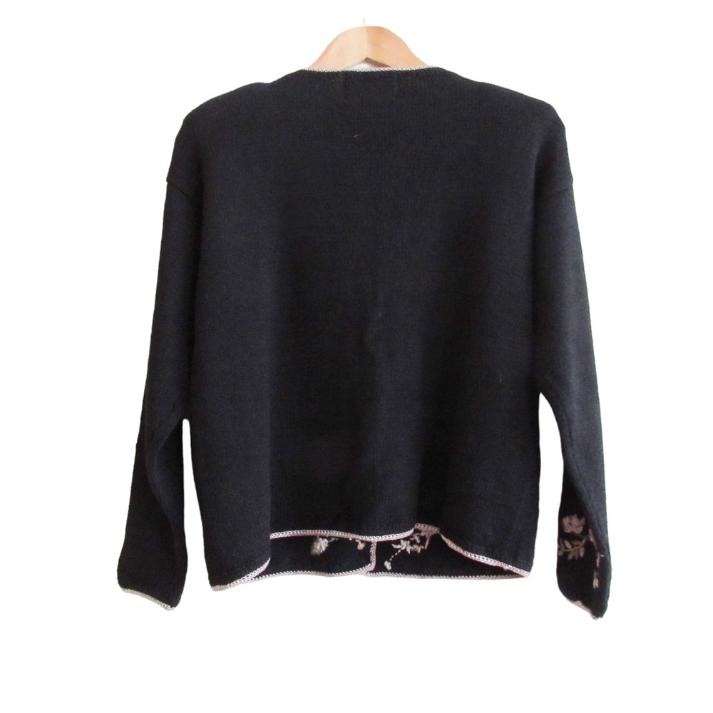 Heirloom Collectibles Vintage Black Embroidered Floral Cardigan Sweater Medium - Picture 2 of 11